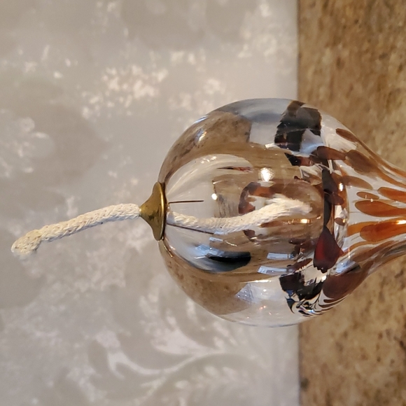 2/20$/ Hand blown glass oil lamp - Picture 4 of 13